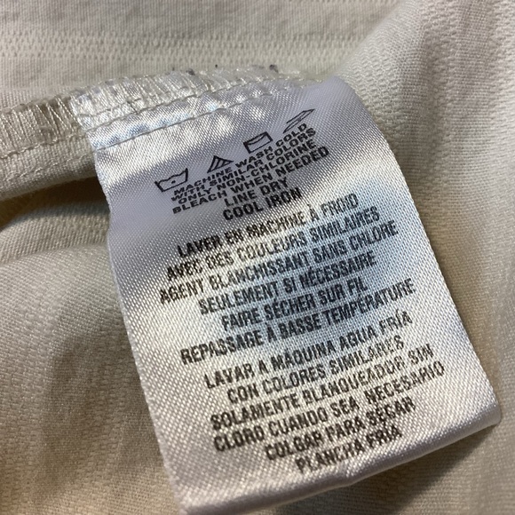 HARLEY-DAVIDSON women’s embroidered button down shirt size medium - Picture 9 of 10